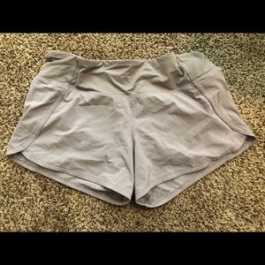 Lululemon tracker shorts